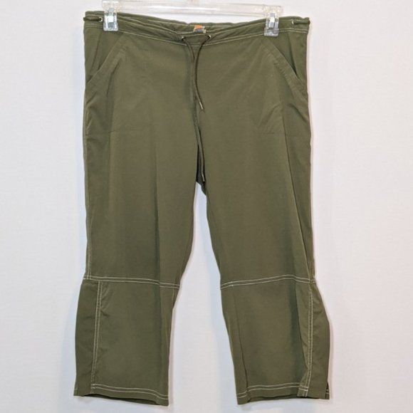 Lucy Army Green Athletic Flex Capris - Picture 1 of 7